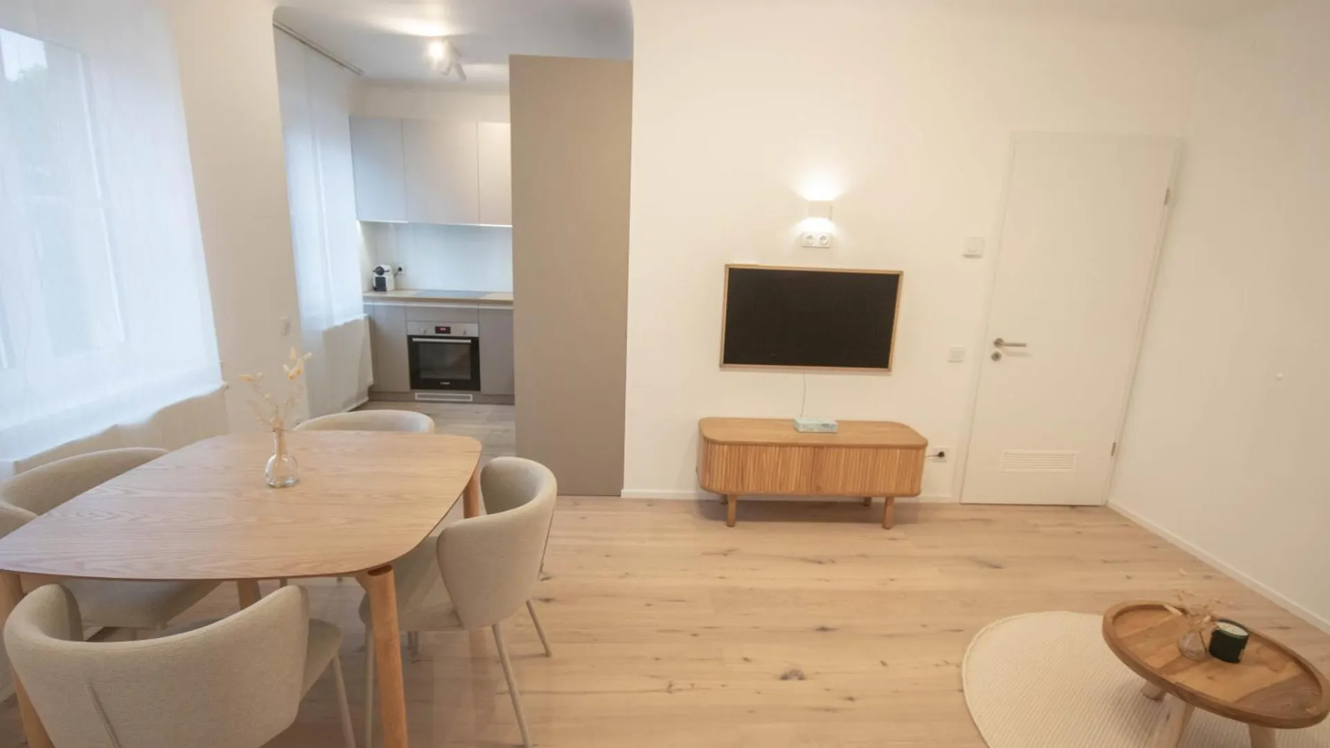 Luvi Apartment Vienna 0*,  Austria