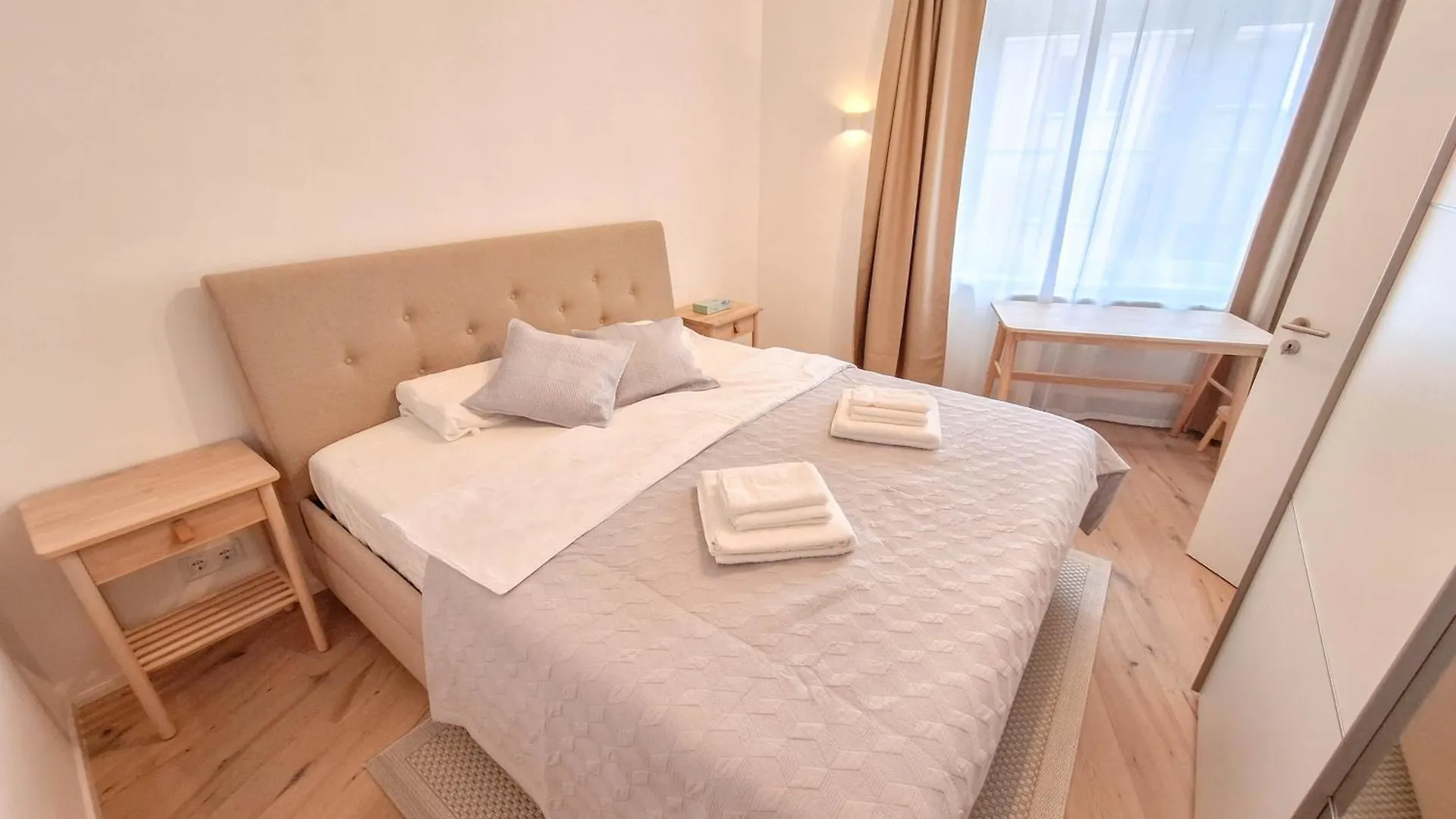 Luvi Apartment Vienna 0*,  Austria